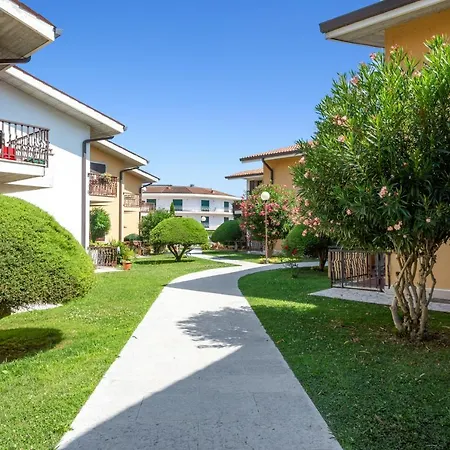 Poet Apartment Peschiera del Garda