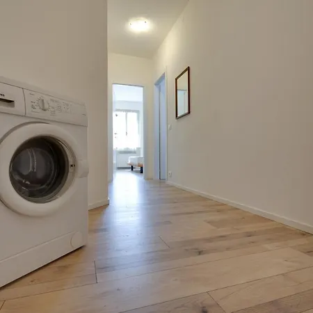 Apartment Poet *